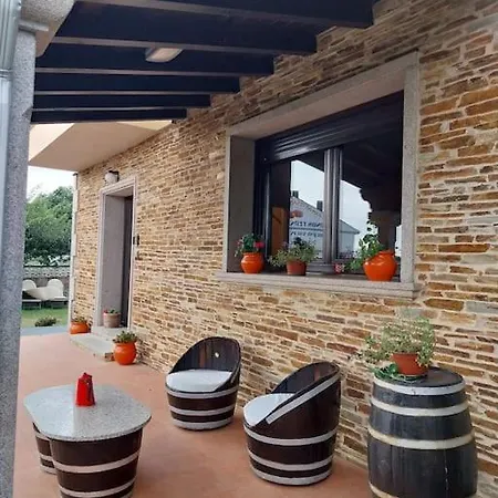 度假居 Vivienda Turistica Os Galegos En De Rey Palas de Rei